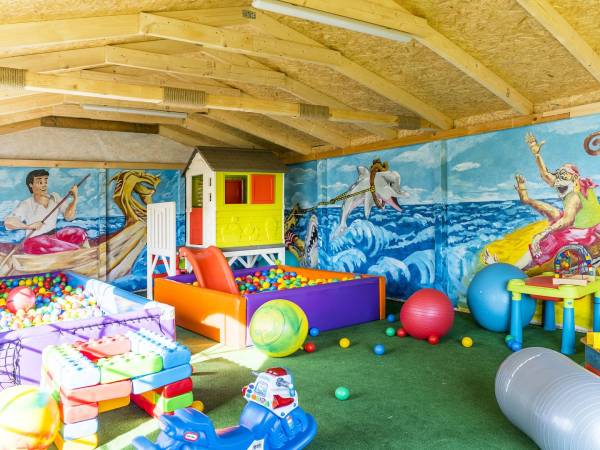 Szmaragdowe Morze - park wypoczynkowy