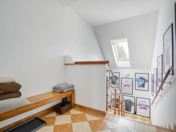 Schody na pierwsze piętro