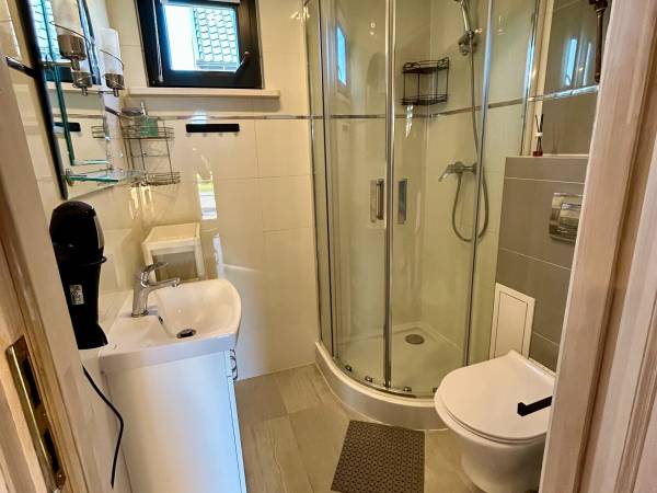 Delfinek - Domki - Apartamenty 