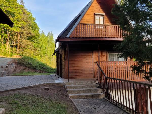 Domek 3 (5-10 osobowy)