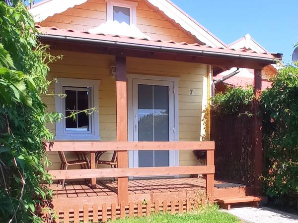 Poza głównym sezonem 40 % taniej, domek dla 2 osób, 3 osób, 4 osób