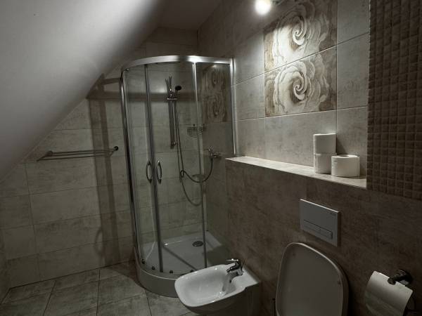 Domek Miś- łazienka na piętrze