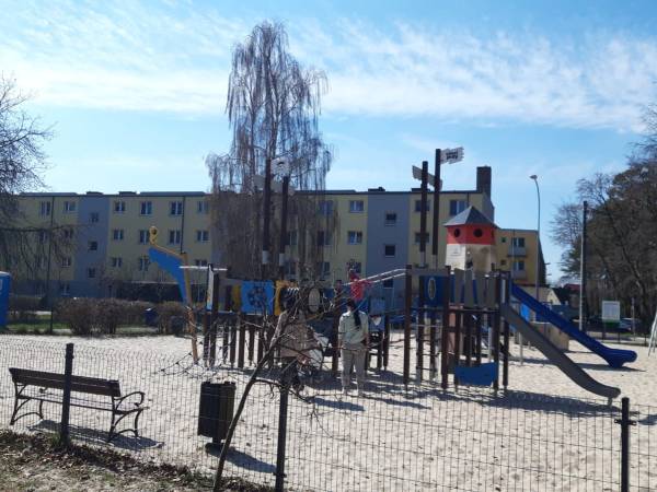 Plac zabaw - 50 m