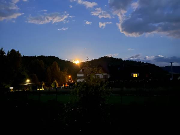 Trzy Korony Apartamenty i Pokoje Gościnne 