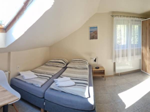 pokoj4os na piętrze