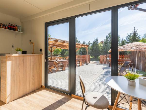 Domki z basenem całorocznym 