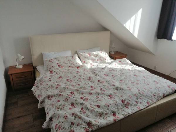 sypialnia 1 2 piętro