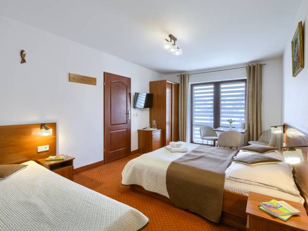 Pokój 3 os z balkonem