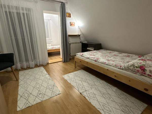 Pokój 3 os z balkonem 