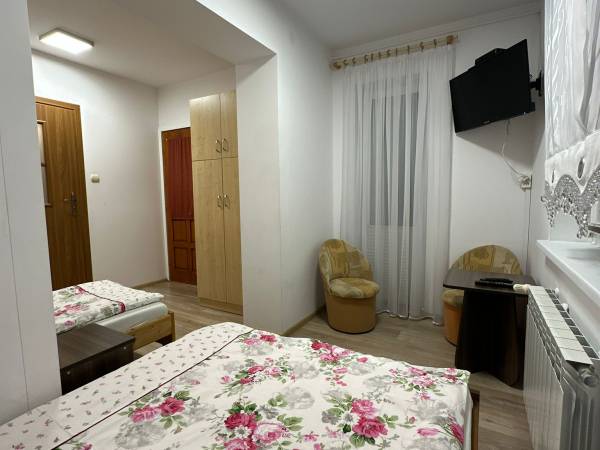 Pokój 4 os z balkonem 