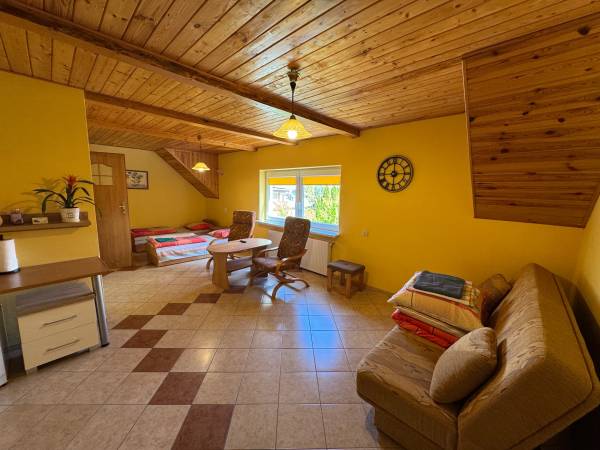 Na Skraju Lasu - pokój dwuosobowy cena od 200zł/dobę 