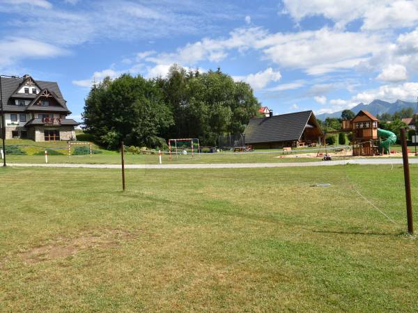 boisko do badmintona