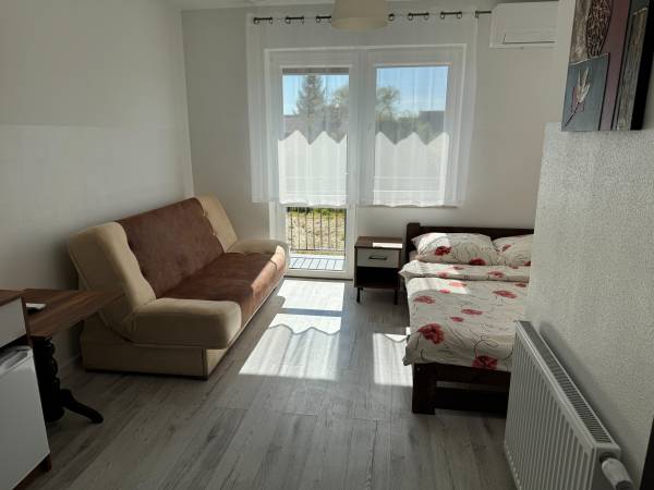 pokój 3 osobowy z balkonem