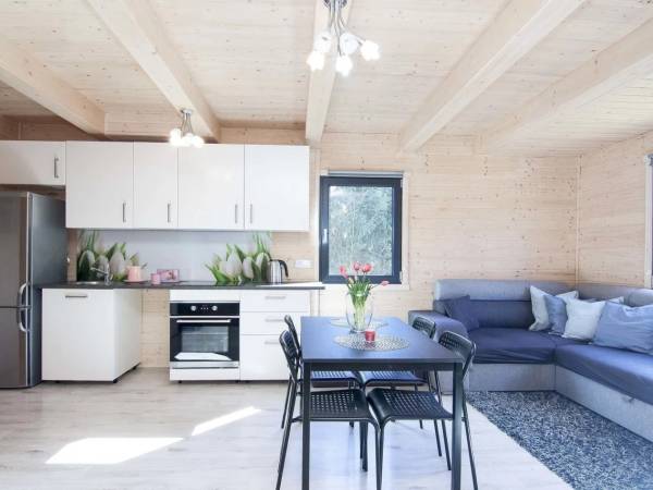 Szare Domki Okuninka Jezioro Białe