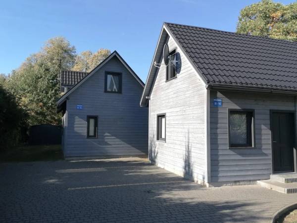 Szare Domki Okuninka Jezioro Białe