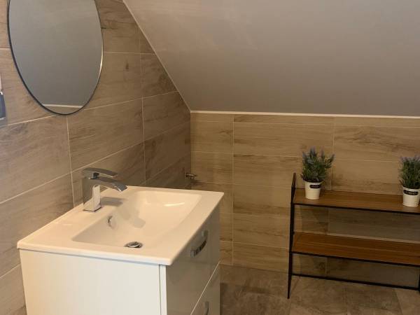 Łazienka pokoju tulipanowego