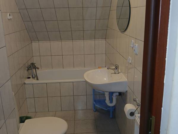 Łazienka ( pokój nr 9).