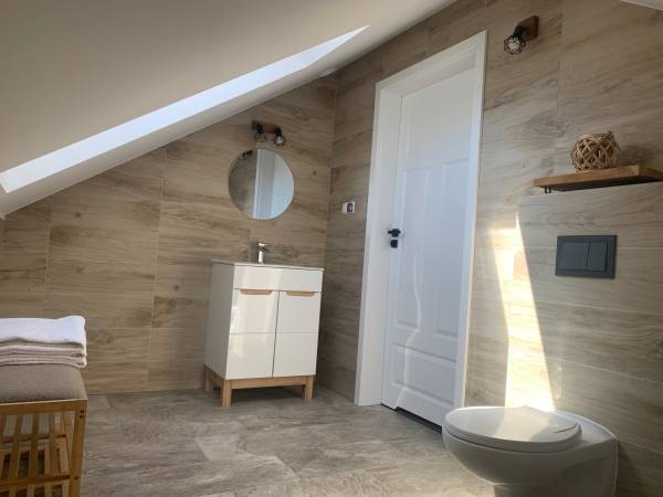 Łazienka pokoju oliwkowego