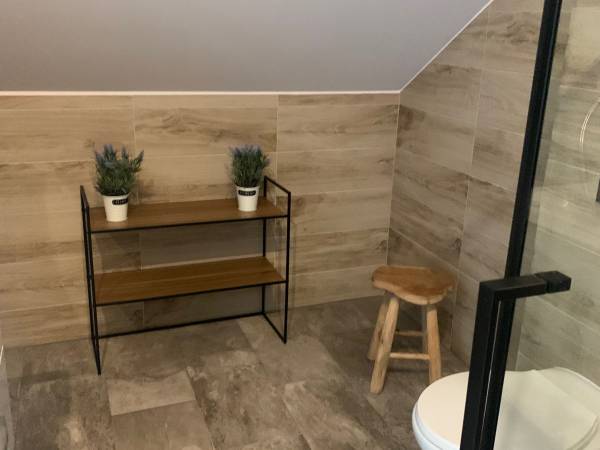 Łazienka pokoju tulipanowego