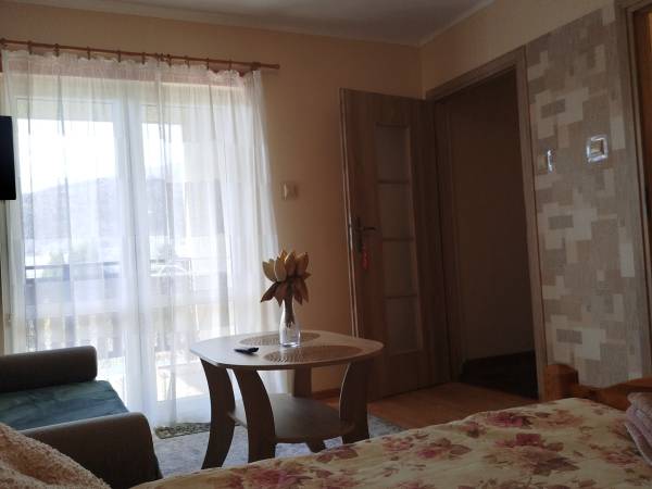 Pokój nr 4 z łazienką ,balkonem 