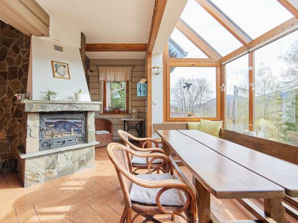 Wspólna sala kominkowa