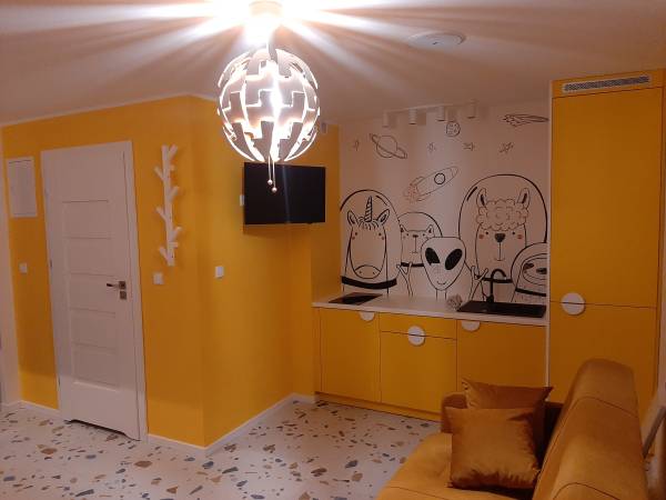 Domek: Musztardowi kosmici