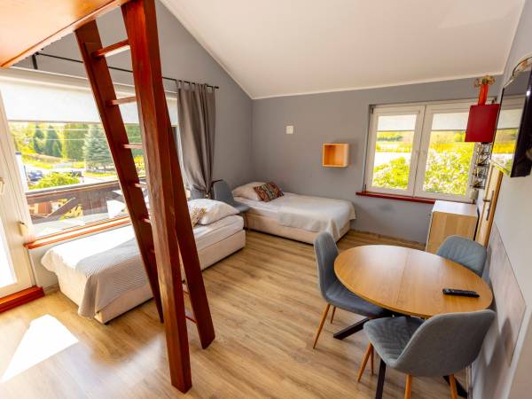 pokój 5-osobowy z antresolą