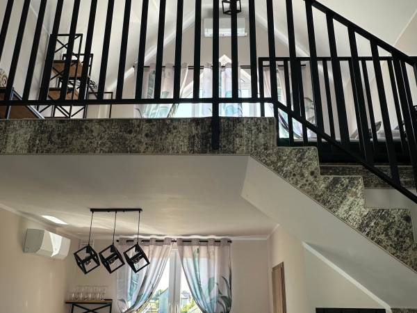 Domki Aurora klimatyzowane, z podgrzewanym basenem i zjeżdżalnią wodną