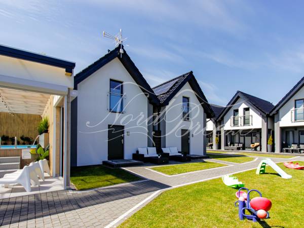  Domki Nord Breeze z podgrzewanym basenem i jacuzzi