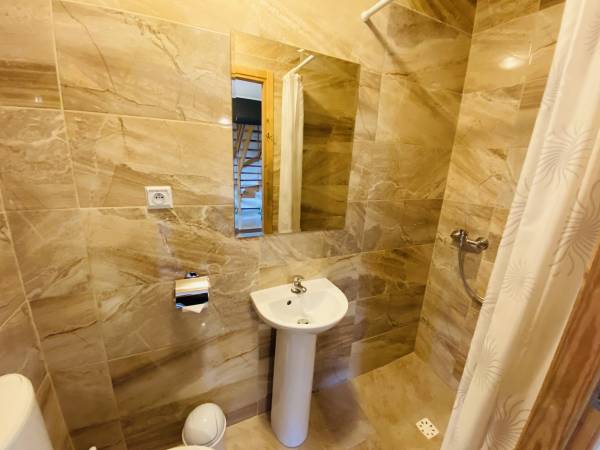 Całoroczne domki w górach "ALEKSANDER"