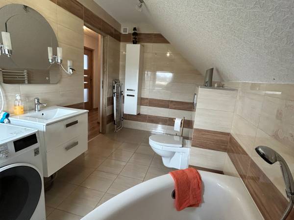 Łazienka dom KINGA góra