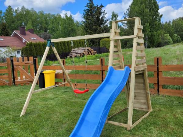 Miodowy Domek na Mazurach