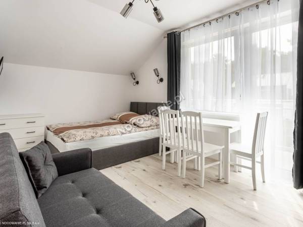 Leśny Zakątek z sauną, basenem i jacuzzi 