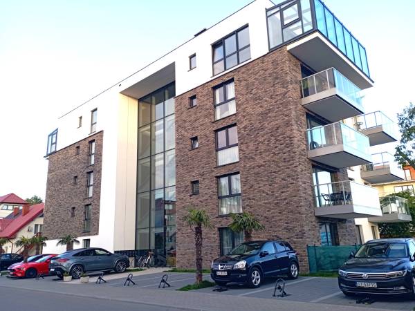 Budynek - Apartament pod palmami.