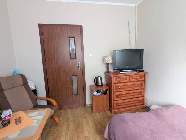 POKOJE GOŚCINNE „U GENI”