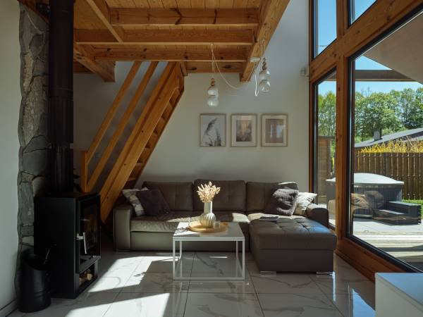 Rezerwat Wielin nad jeziorem (sauna, balia, jacuzzi, basen)