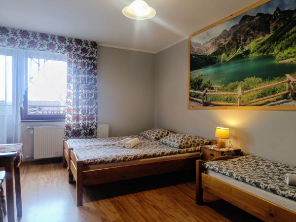 Pokój 4 os z balkonem 