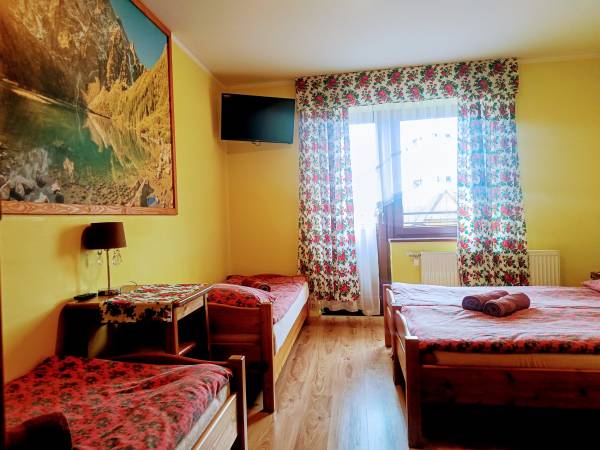 Pokój 4 os z balkonem 