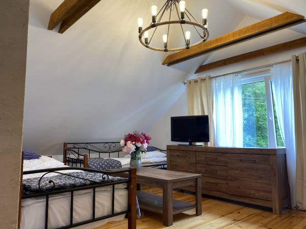 Dom ośmioosobowy (sypialnia z dwoma łóżkami pojedynczymi)