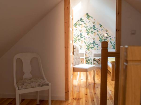 Dom sześcioosobowy (korytarz na drugim piętrze z widokiem na sypialnie)