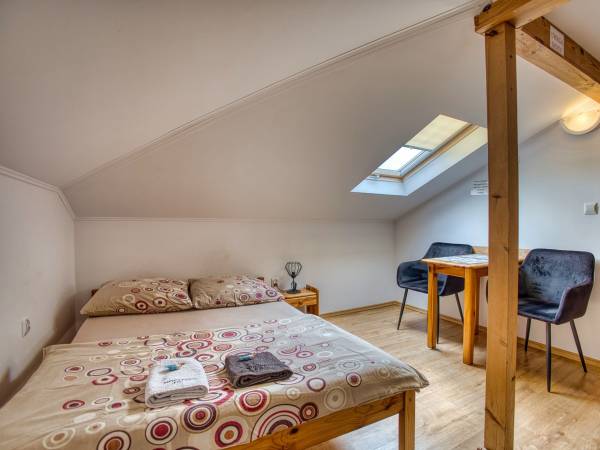 pokój 2-osobowy z łazienką