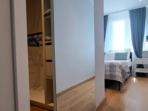 Sypialnia nr 2 i garderoba