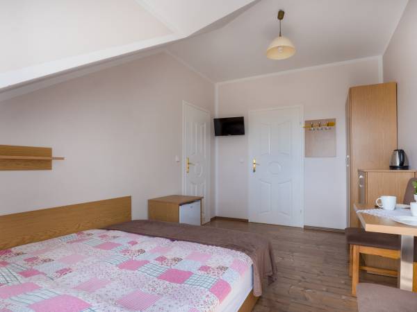 pokój nr 3 na II pietrze 2-os.