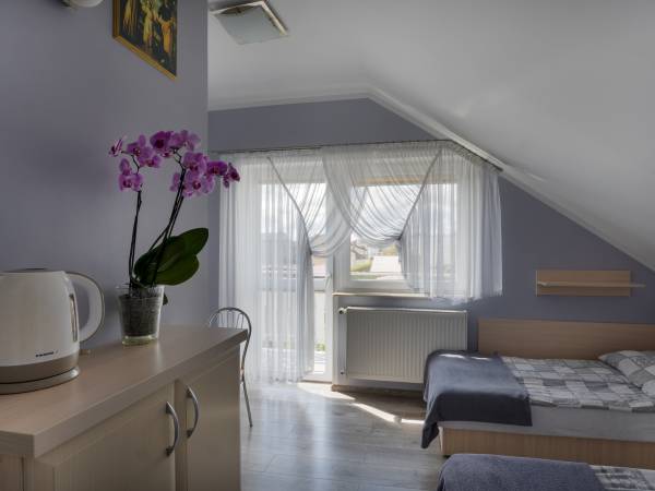 pokoj nr 5 II pietro 3-os.