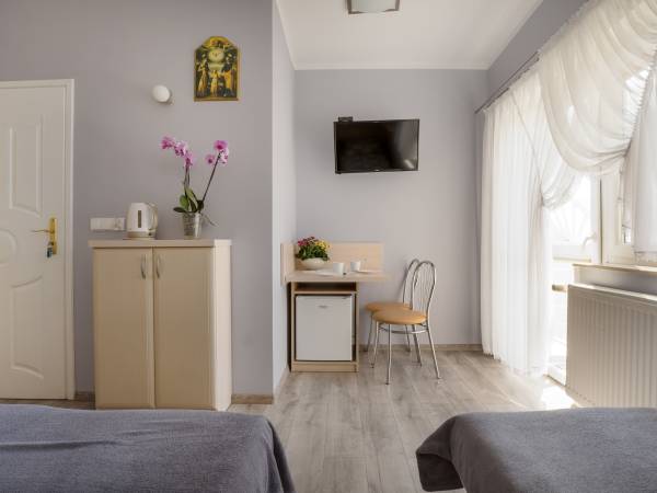 pokój nr 5 II pietro 3-os.