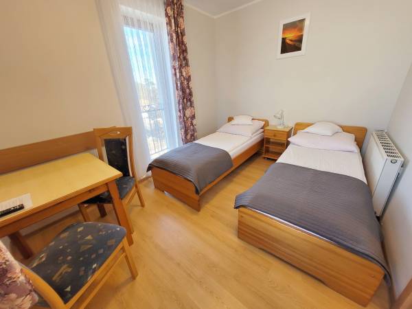 Pokój dwu osobowy nr 1