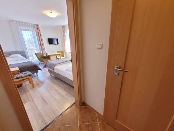 Pokoje Gościnne Na Szlaku