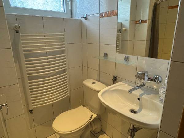 Pokój nr 10 / 1 os. standard (sofa rozkładana)