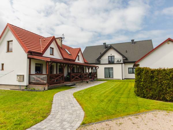 Pokoje Gościnne i Domki Boja