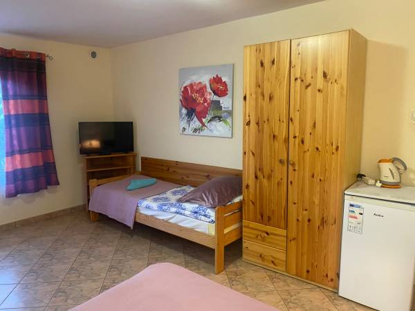 nr 2 pokój 3-osobowy